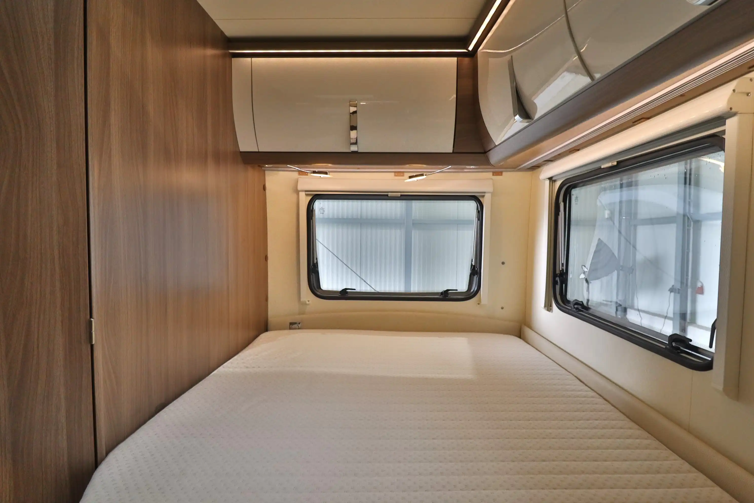 BUERSTNER Averso TOP 465 TS